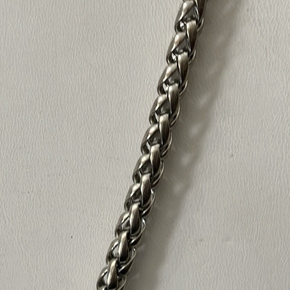 SILVER TONE SLIDER NECKLACE - Picture 3 of 6